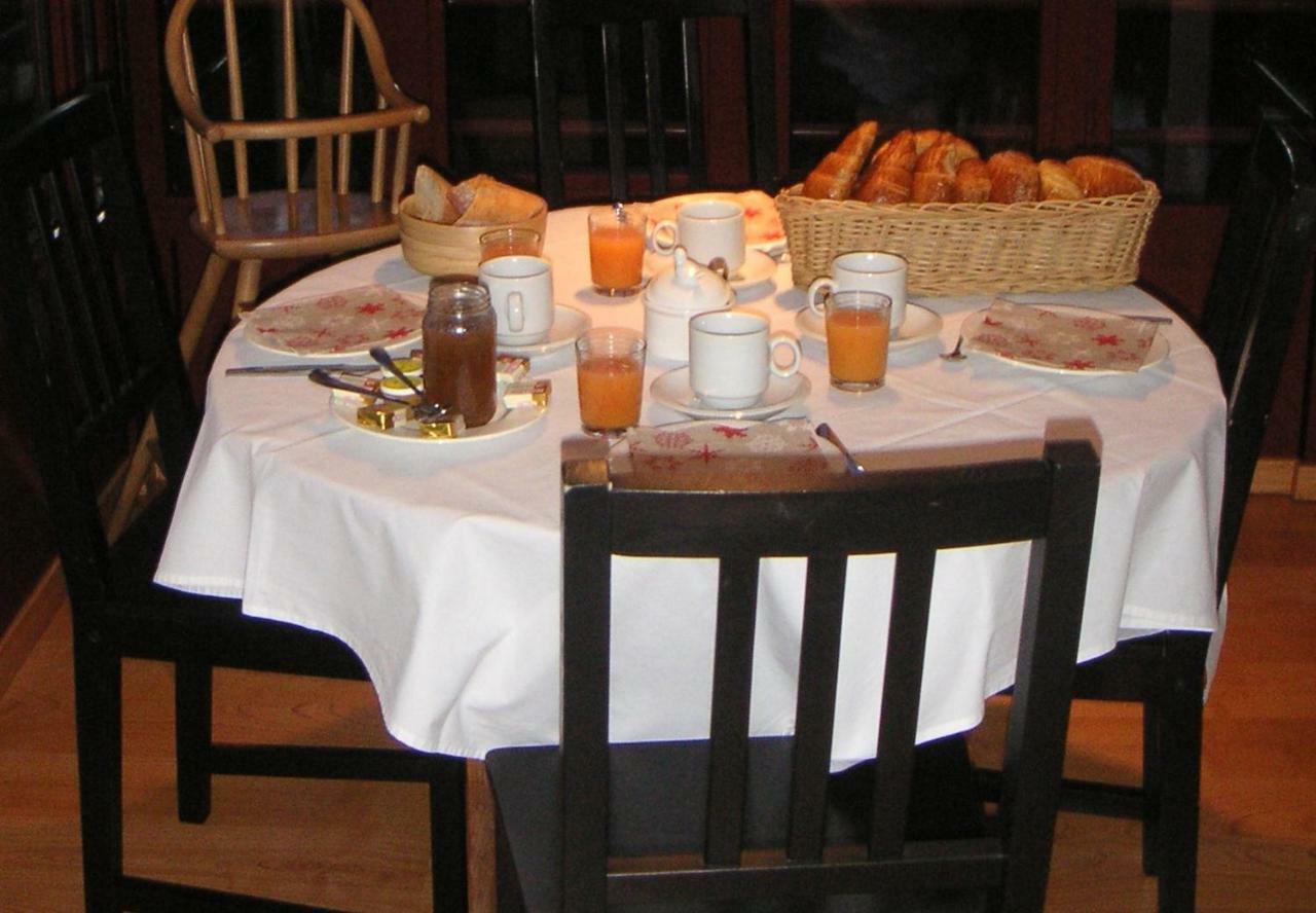 Au Moulin De L'Andelle Bed and Breakfast Pitres Exteriör bild